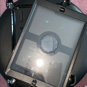 Otterbox iPad Air 2 case - comes with stand